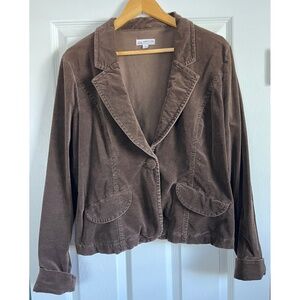 Velour jacket with button close, size M